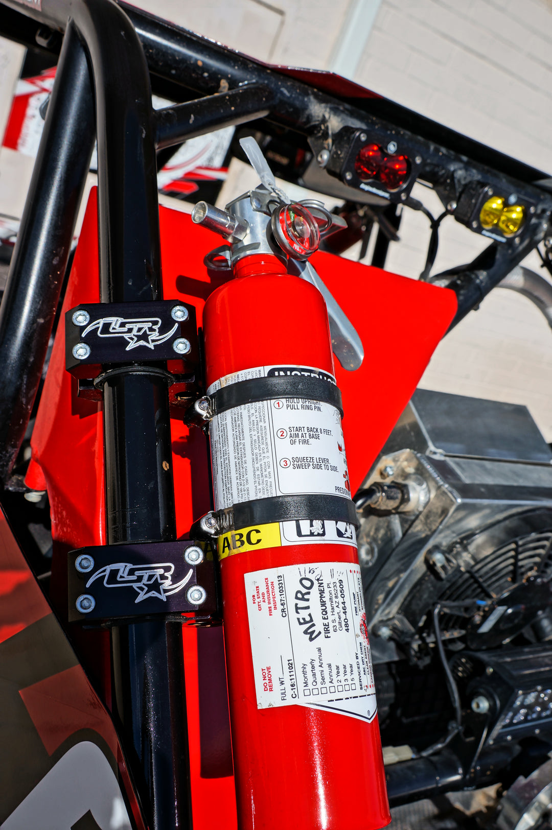 UTV Roll Bar Fire Extinguisher Mount Compatible With Polaris RZR Ranger Turbo